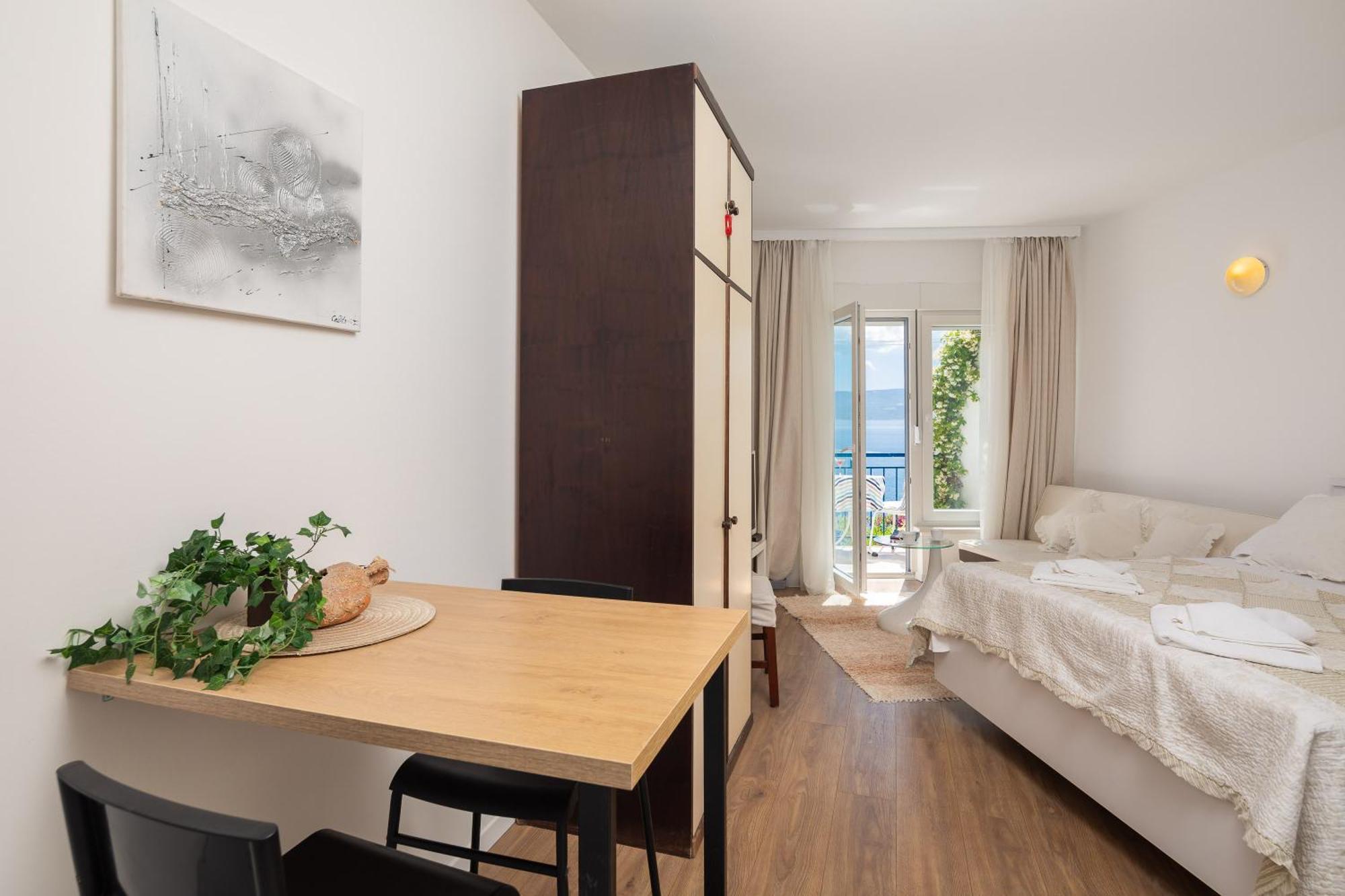 Caleta Seaview Suites II - Pool & Jacuzzi Lokva Rogoznica Bagian luar foto