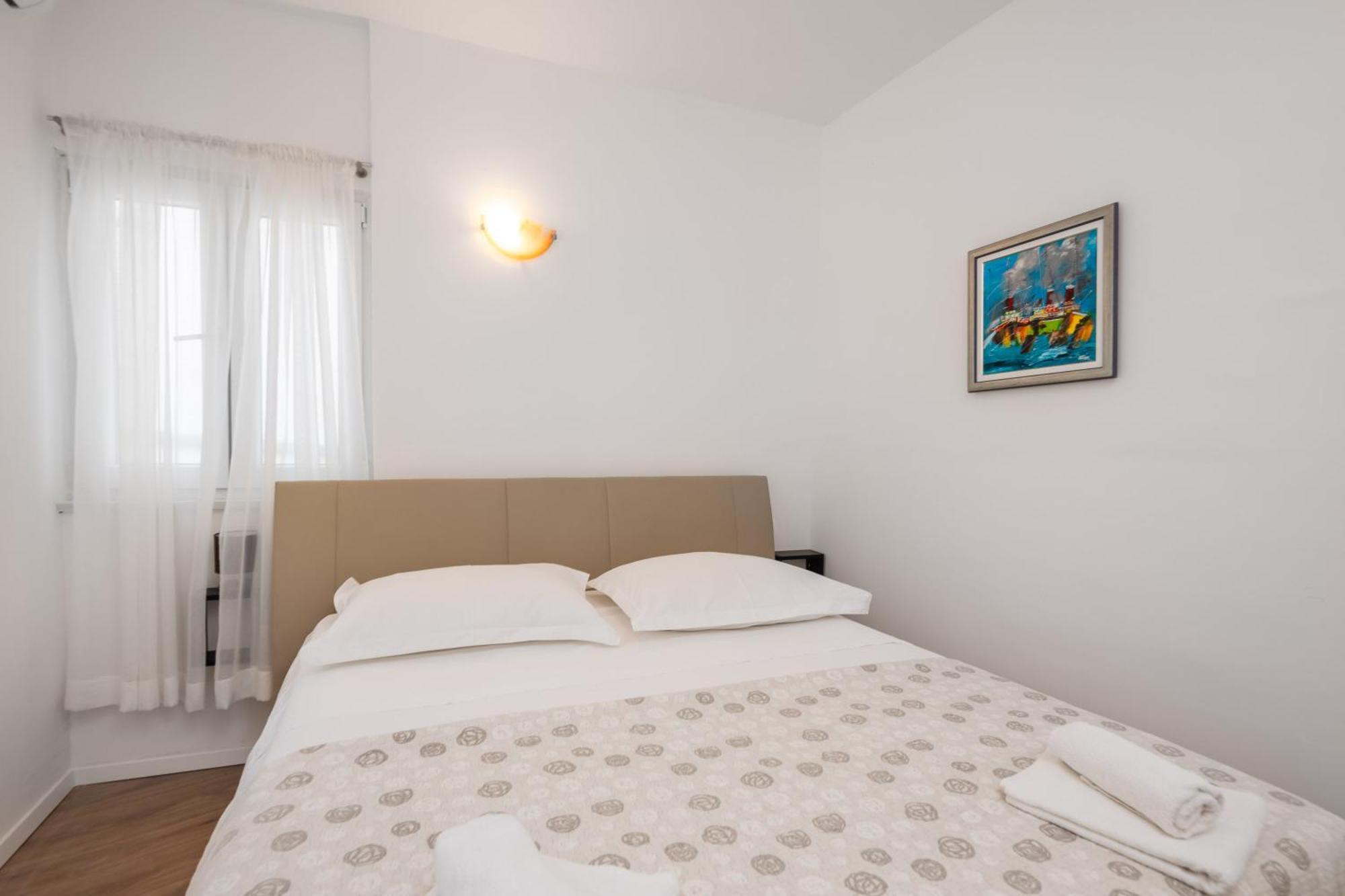 Caleta Seaview Suites II - Pool & Jacuzzi Lokva Rogoznica Bagian luar foto